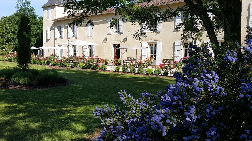 Maison D'Hotes De Charme Les Bruhasses Condom Kültér fotó